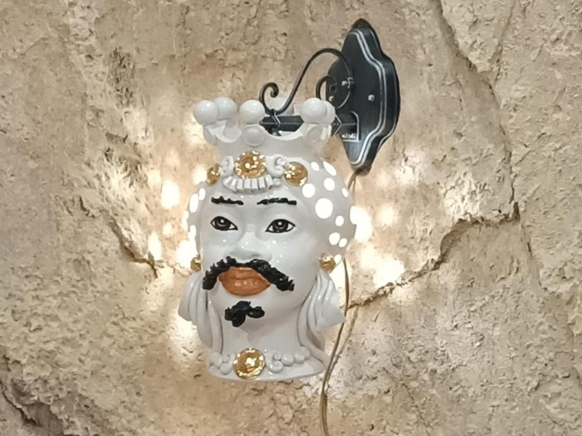 Casa Delle Anfore *